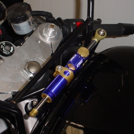 Kit fixation pour amortisseur de direction