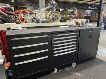 Mobilier atelier Solida
