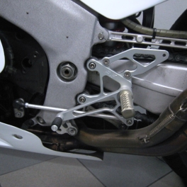 Commandes reculées Robby Moto modèle Standard HONDA RC30 1988 1991;HONDA RC45 1994 +