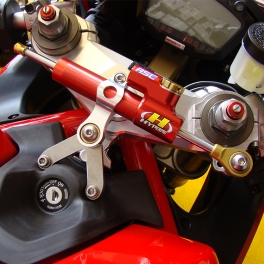 Kit montage pour amortisseur de direction Hyperpro DUCATI 848 2008 2011