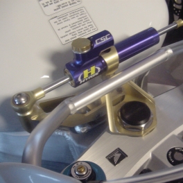 Kit montage pour amortisseur de direction Hyperpro HONDA VTR1000 SP2 2002 2006